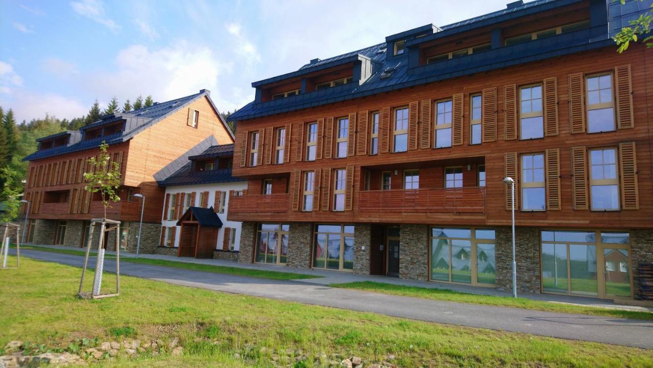 Apartmán Horní Mísečky - luxusní ubytování pro dvě rodiny s dětmi Exterior foto